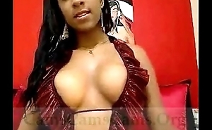 Streamate Indian Babe Less Nice Cleavage