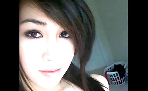 Hot Asian Teen Hoang Taking Selfshots, Stolen Exotic Facebook