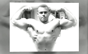 Young Bodybuilder WebChat Shows