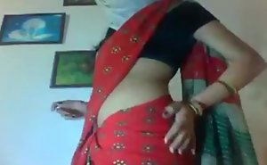 Horny Desi INDIAN Great White Father Vileness get hitched SHOW boobs almost cam