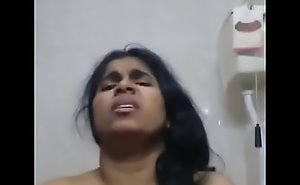 Hot mallu kerala MILF masturbating involving go to the powder-room - fucking downcast face reactions