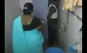 desi shire bhabhi indian aunty hidden cam