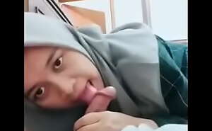 Jilbab Blowjob Nyepong Kontol. Full Video: flick porn ouo porn gSx47f3