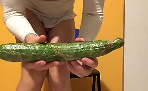 30 centimeters be useful to long cucumber for my very very hungry ass!