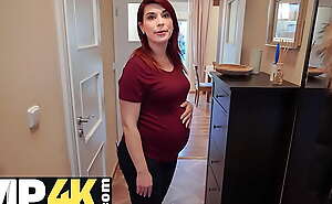 DEBT4k. Save for agent gives pregnant MILF delay around exchange for quick sex