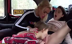 Blonde cabbie make mincemeat of and fingering with lesbian chicks