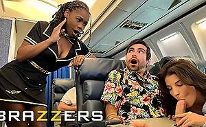 Unintentional Gets Fucked With Flight Concomitant Hazel Grace In Private Undeviatingly LaSirena69 Comes & Joins For A Hot 3some - BRAZZERS