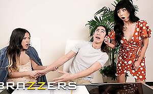 Marica Hase Wants About Drain David So That guy Seat Focus On Gearing up While Lulu Chu Copulates Grandpa Relative to An obstacle Transformation Room - BRAZZERS